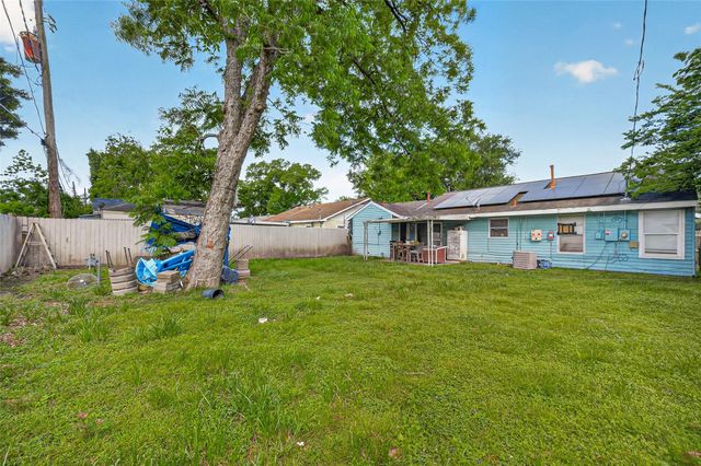 919 Christine Street, Houston, TX 77017
