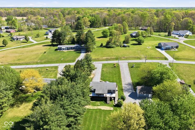 1577 N Santee Drive, Greensburg, IN 47240