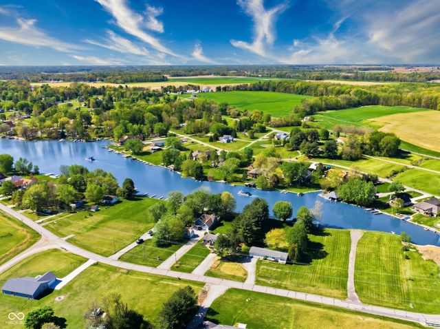 1577 N Santee Drive, Greensburg, IN 47240