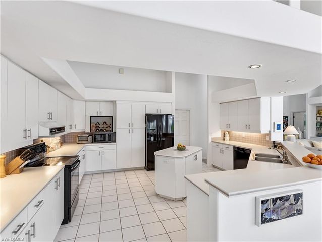 14851 Caleb DR, Fort Myers, FL 33908