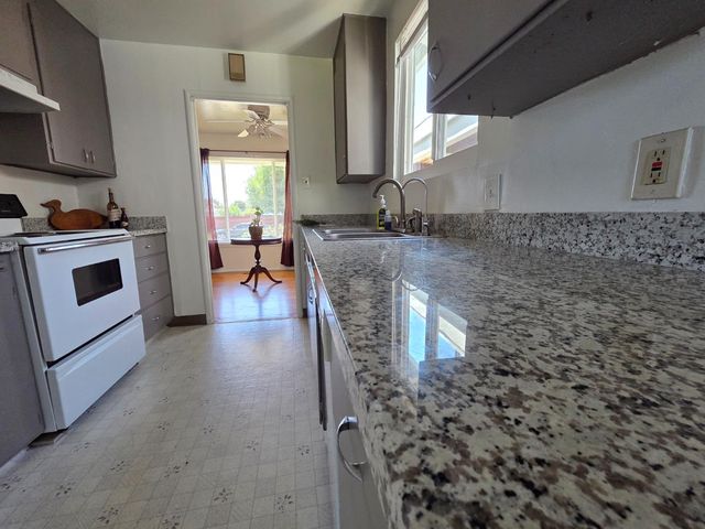 3512 Wallace Ave, Stockton, CA 95204