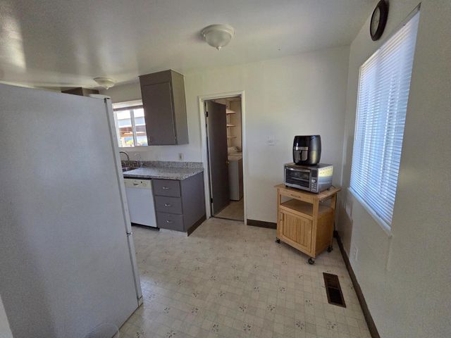 3512 Wallace Ave, Stockton, CA 95204