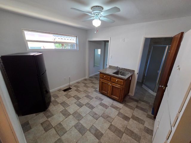 3512 Wallace Ave, Stockton, CA 95204