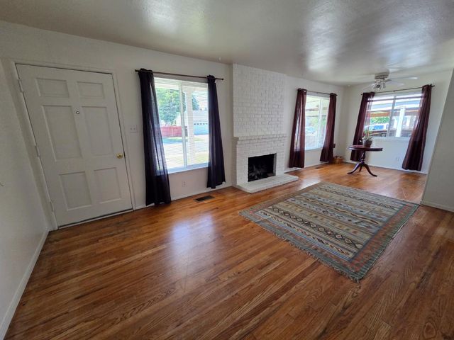 3512 Wallace Ave, Stockton, CA 95204