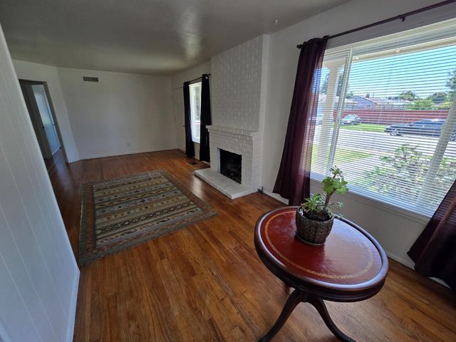 3512 Wallace Ave, Stockton, CA 95204