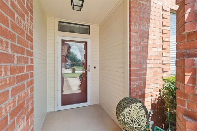 3917 Nicole Circle, Norman, OK 73072