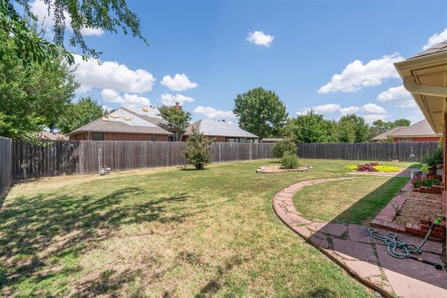 3917 Nicole Circle, Norman, OK 73072