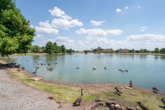 3917 Nicole Circle, Norman, OK 73072