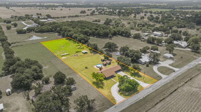 1642 Salesville Road, Mineral Wells, TX 76067