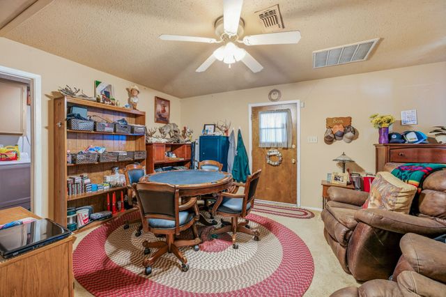 1642 Salesville Road, Mineral Wells, TX 76067