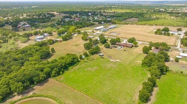 1642 Salesville Road, Mineral Wells, TX 76067