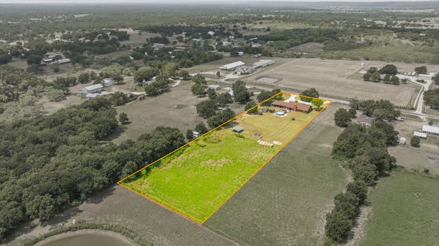1642 Salesville Road, Mineral Wells, TX 76067