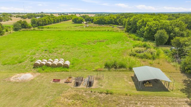 1642 Salesville Road, Mineral Wells, TX 76067