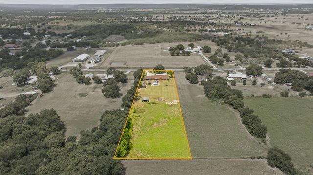 1642 Salesville Road, Mineral Wells, TX 76067