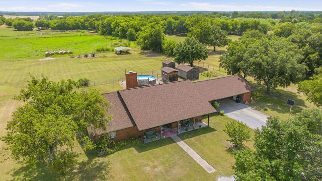 1642 Salesville Road, Mineral Wells, TX 76067