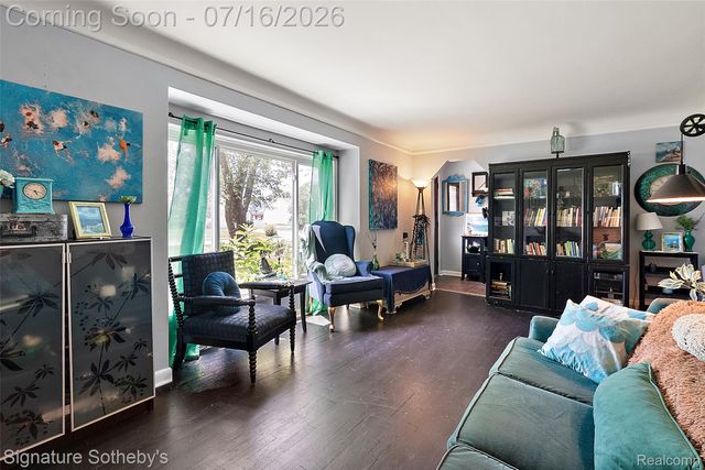 28300 Oakley Street, Livonia, MI 48154