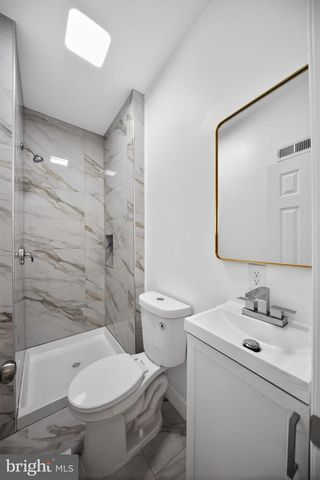 821 N 2ND ST, Camden, NJ 08102