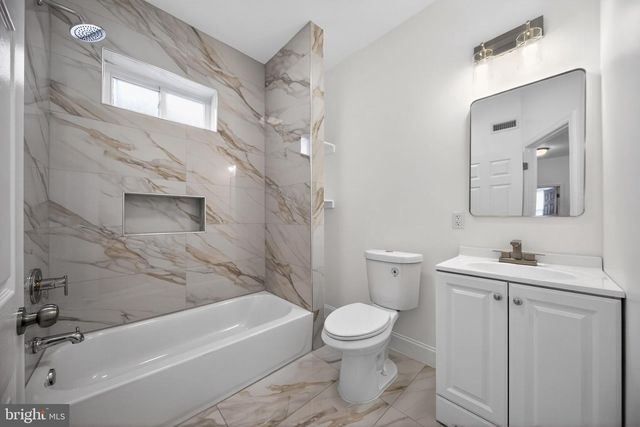 821 N 2ND ST, Camden, NJ 08102