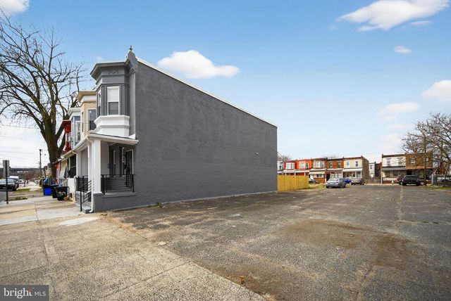 821 N 2ND ST, Camden, NJ 08102