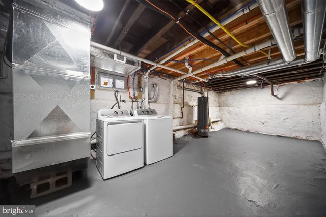 821 N 2ND ST, Camden, NJ 08102