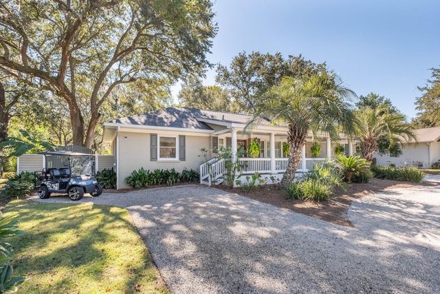 933 S Shem Drive, Mount Pleasant, SC 29464