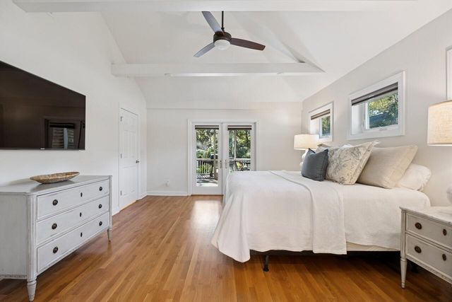 933 S Shem Drive, Mount Pleasant, SC 29464