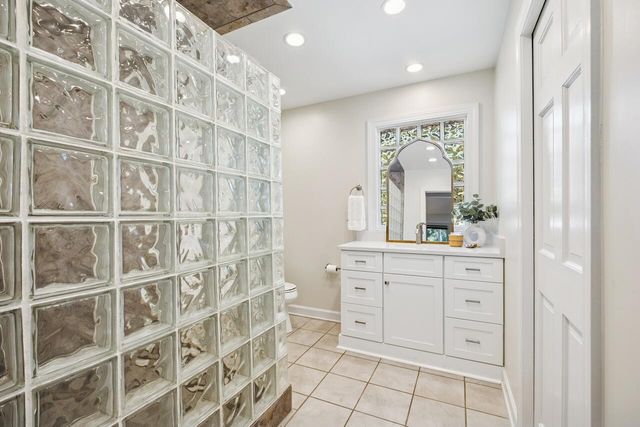 933 S Shem Drive, Mount Pleasant, SC 29464