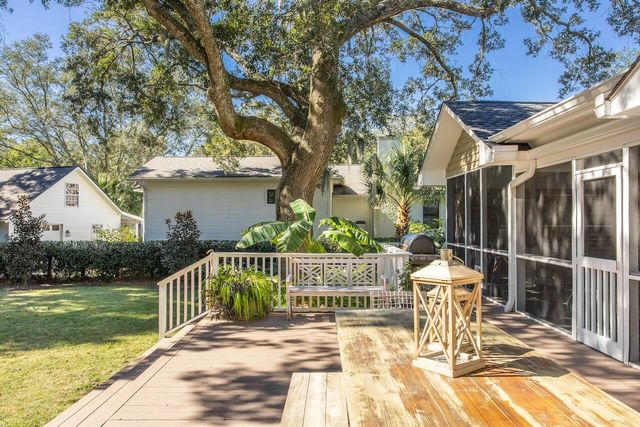 933 S Shem Drive, Mount Pleasant, SC 29464