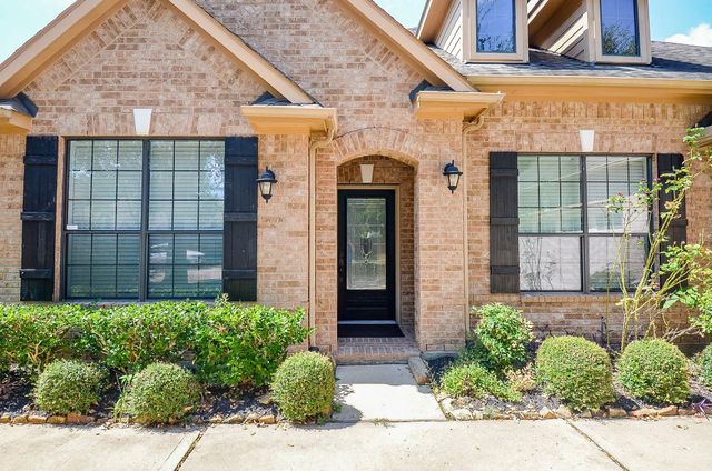 614 Coggins Point Way, Sugar Land, TX 77479