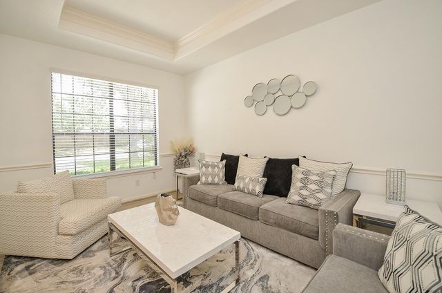 614 Coggins Point Way, Sugar Land, TX 77479