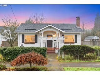 8420 N SMITH St, Portland, OR 97203
