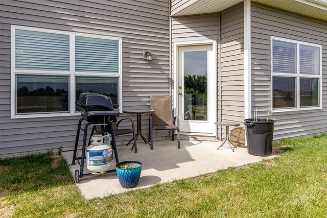 3025 NE 2nd Lane, Ankeny, IA 50021