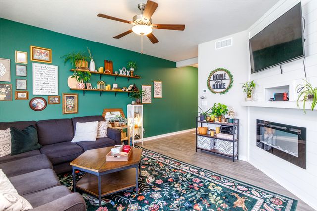 3025 NE 2nd Lane, Ankeny, IA 50021