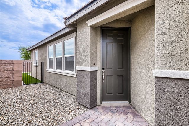 9576 Marsh Aster Street, Las Vegas, NV 89139