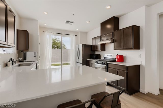 9576 Marsh Aster Street, Las Vegas, NV 89139