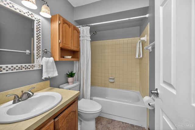 5720 Lake Huron Drive, Fairfield, OH 45014