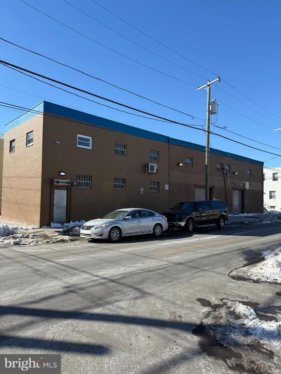 3297 TILTON ST, Philadelphia, PA 19134