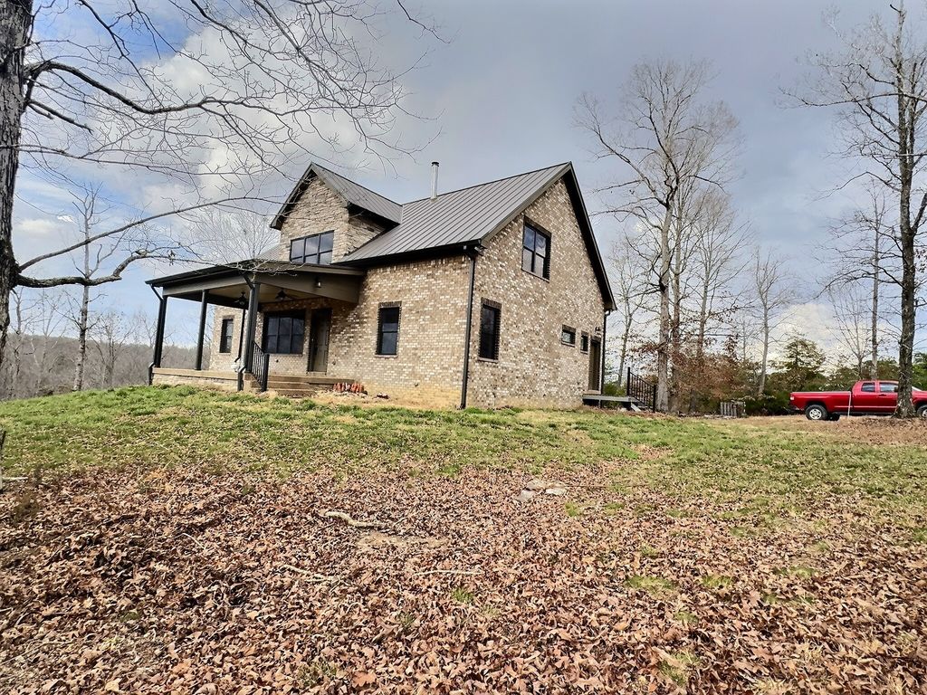 7307 Brush Creek Rd, Fairview, TN 37062