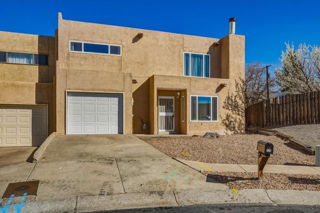 120 Linda View Court NE, Albuquerque, NM 87123