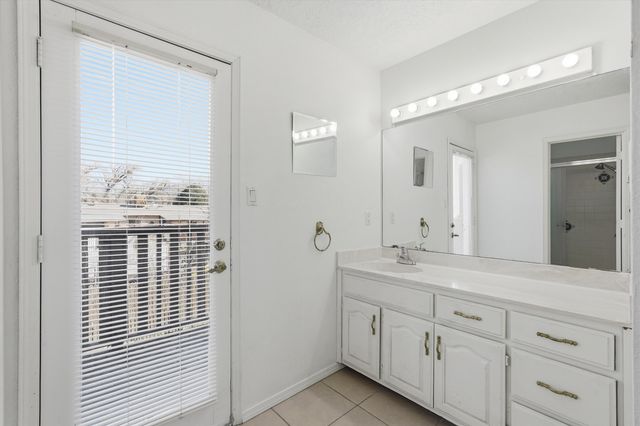 120 Linda View Court NE, Albuquerque, NM 87123