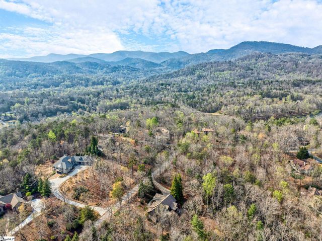 304 Lake Hills Lane, Travelers Rest, SC 29690