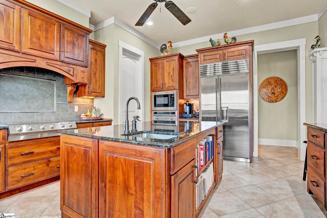 304 Lake Hills Lane, Travelers Rest, SC 29690