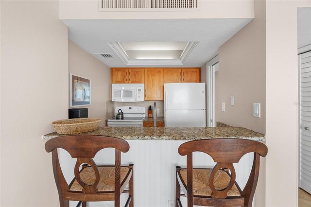 5966 MIDNIGHT PASS ROAD G118, Sarasota, FL 34242