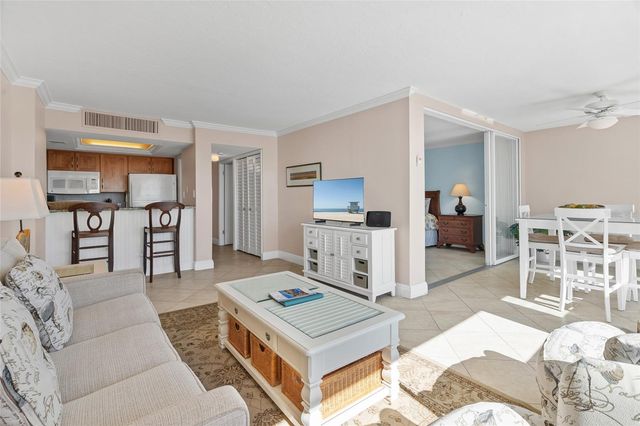 5966 MIDNIGHT PASS ROAD G118, Sarasota, FL 34242