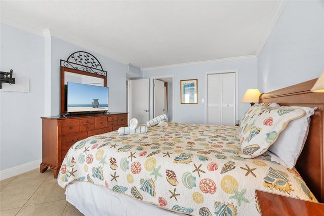 5966 MIDNIGHT PASS ROAD G118, Sarasota, FL 34242