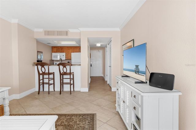 5966 MIDNIGHT PASS ROAD G118, Sarasota, FL 34242