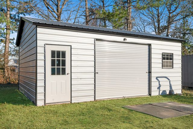 127 Farm Road 1499, Paris, TX 75460