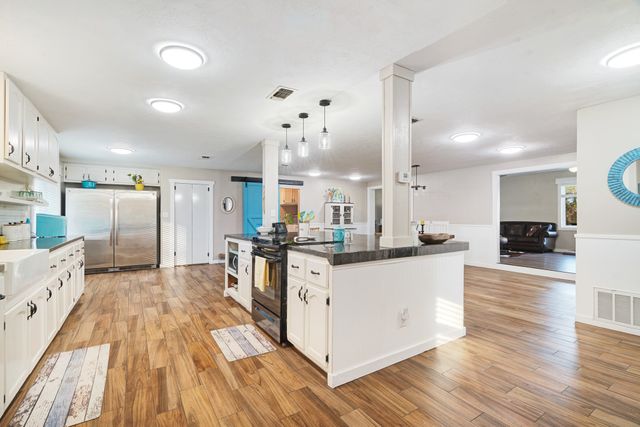 127 Farm Road 1499, Paris, TX 75460