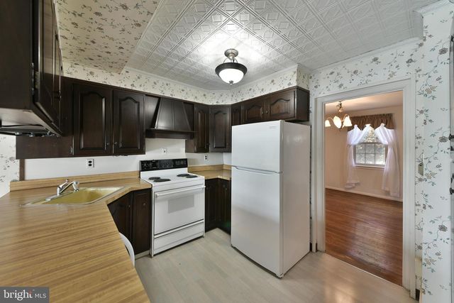 420 FOREST HILLS AVE, Philadelphia, PA 19116