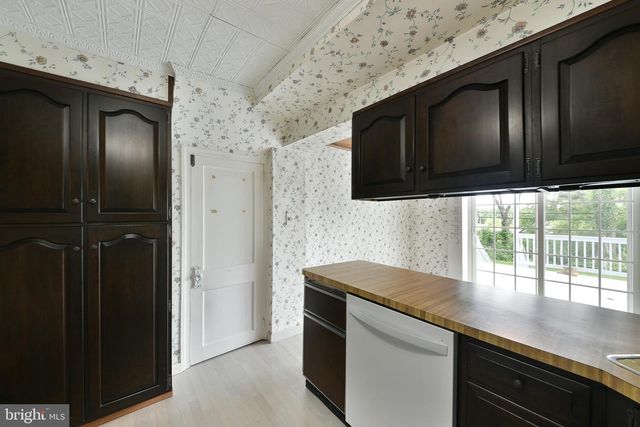420 FOREST HILLS AVE, Philadelphia, PA 19116